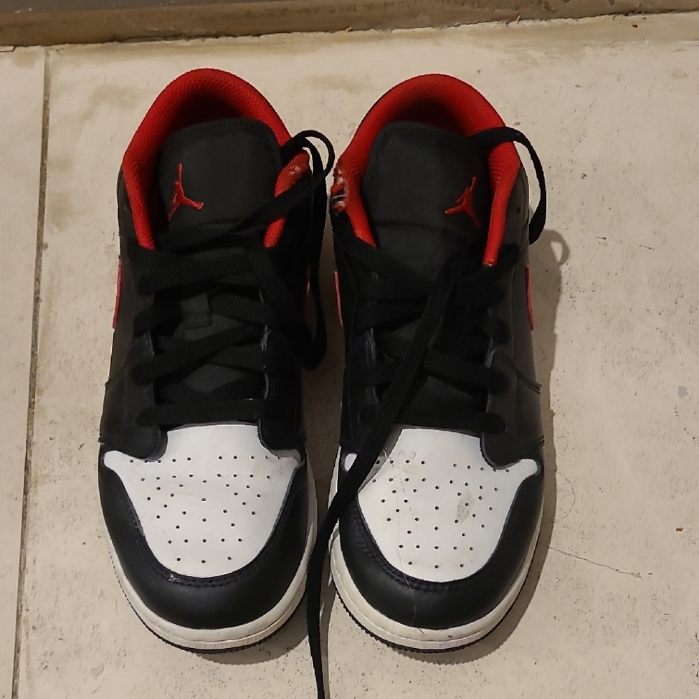 Nike Red and Black Athletic Shoes